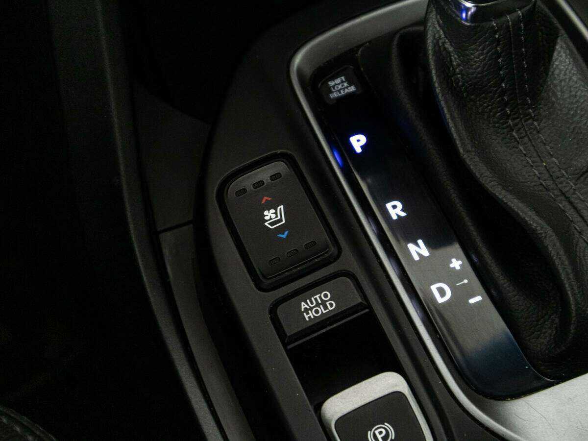 Hyundai Santa Fe с пробегом — 2016 год. Фото: #19