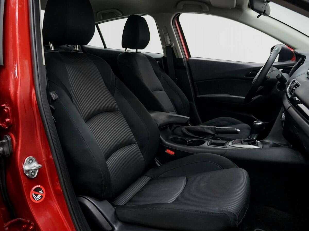 Mazda 3 с пробегом — 2013 год. Фото: #7