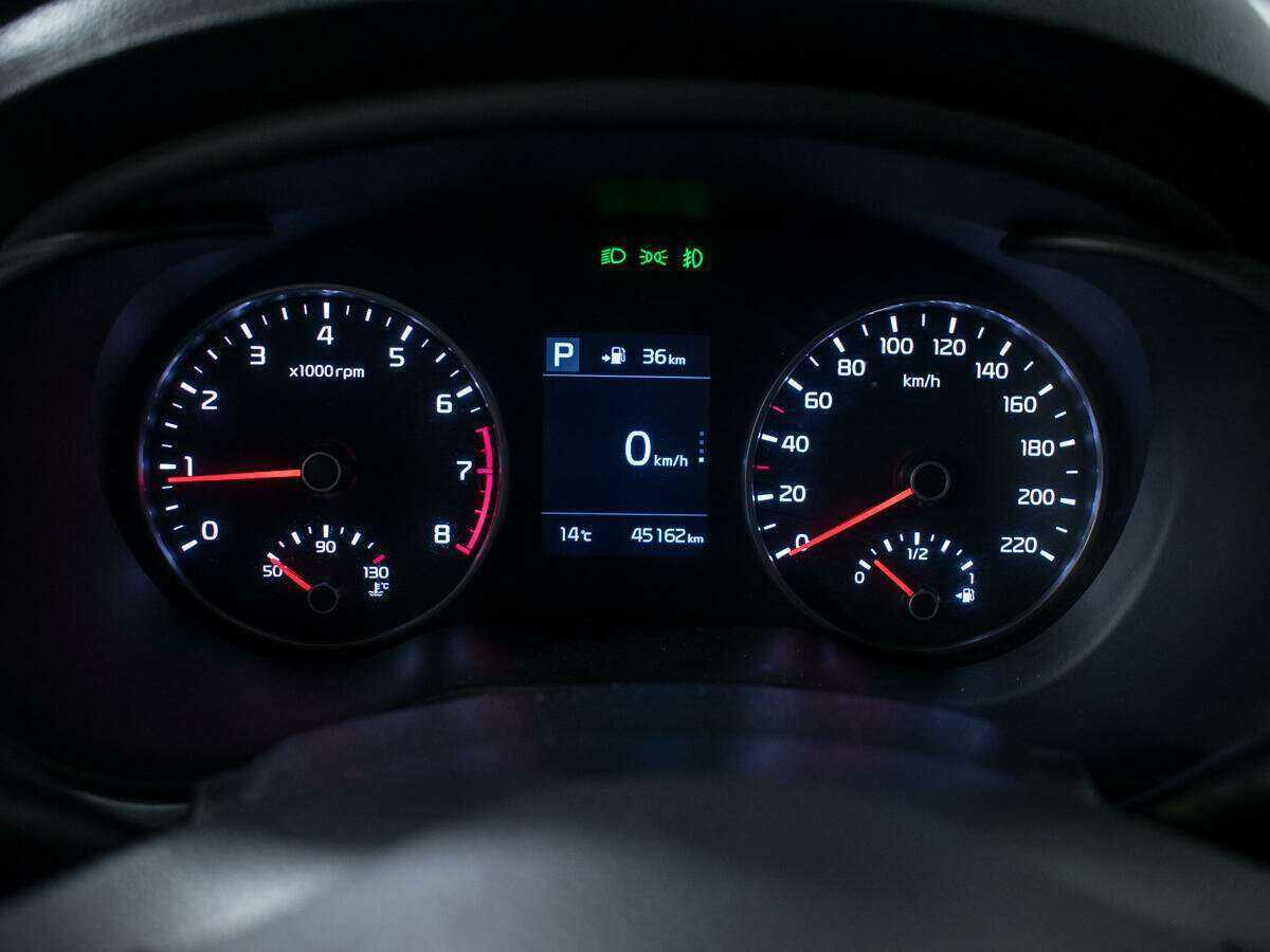 Kia Rio с пробегом — 2020 год. Фото: #10