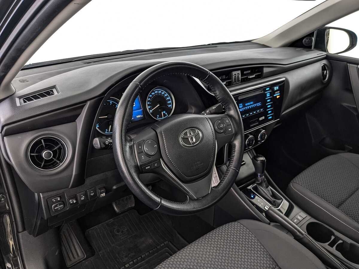 Toyota Corolla с пробегом — 2017 год. Фото: #14