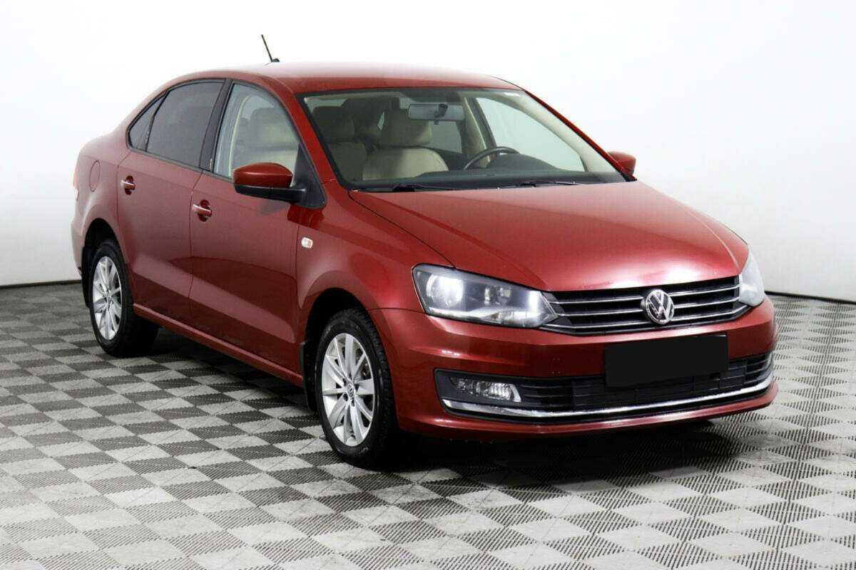 Volkswagen Polo с пробегом — 2018 год. Фото: #2