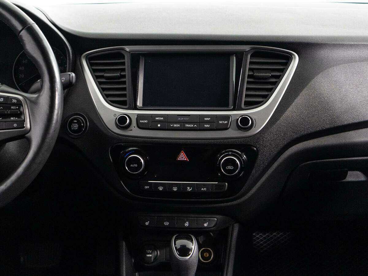 Hyundai Solaris с пробегом — 2018 год. Фото: #13