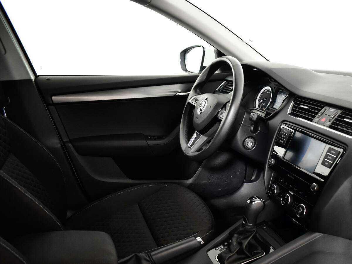 Skoda Octavia с пробегом — 2017 год. Фото: #5