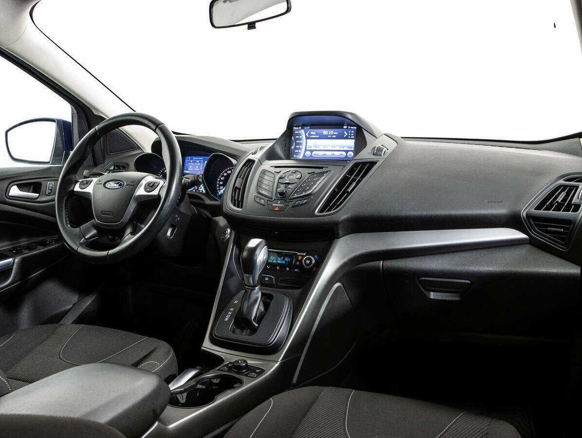 Ford Kuga с пробегом — 2016 год. Фото: #8