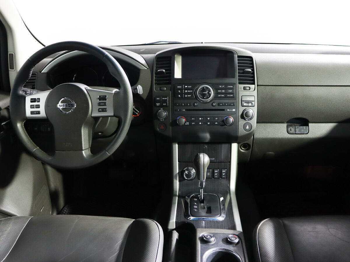 Nissan Pathfinder с пробегом — 2013 год. Фото: #8
