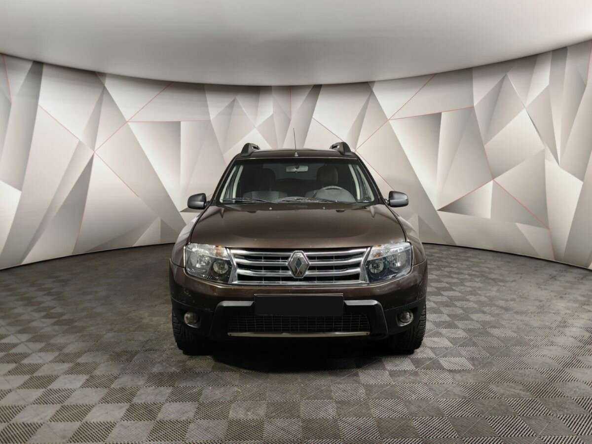 Renault Duster с пробегом — 2014 год. Фото: #6