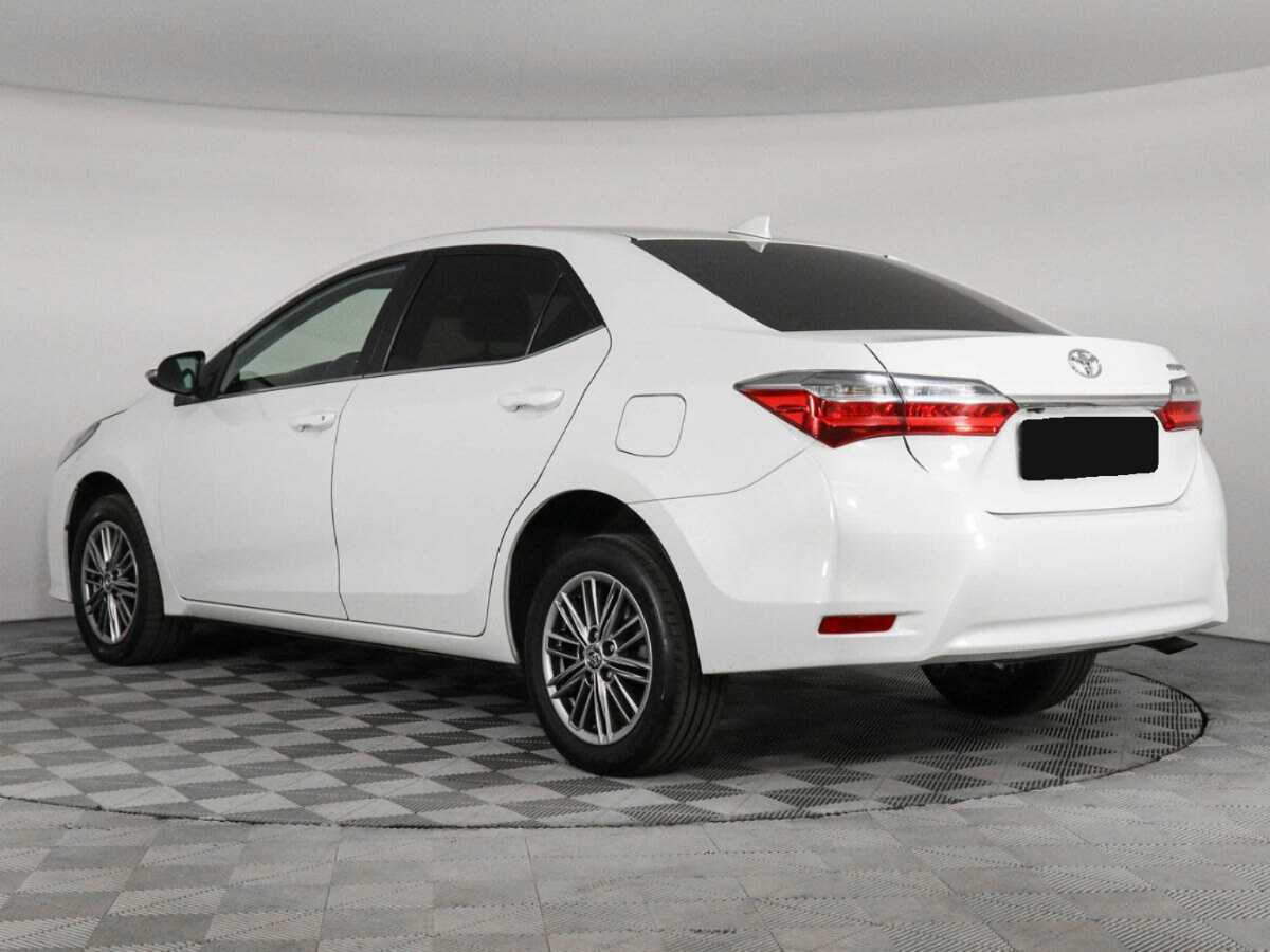 Toyota Corolla с пробегом — 2018 год. Фото: #6
