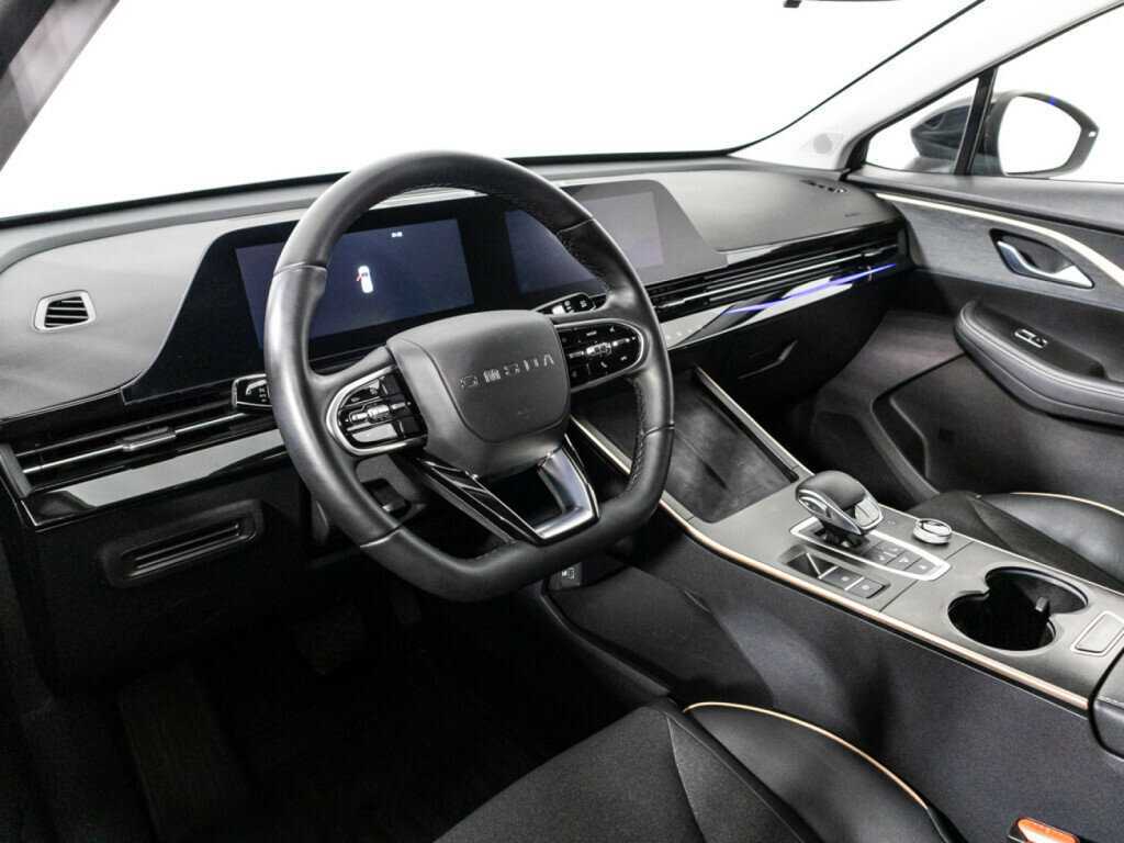 OMODA C5 с пробегом — 2023 год. Фото: #10