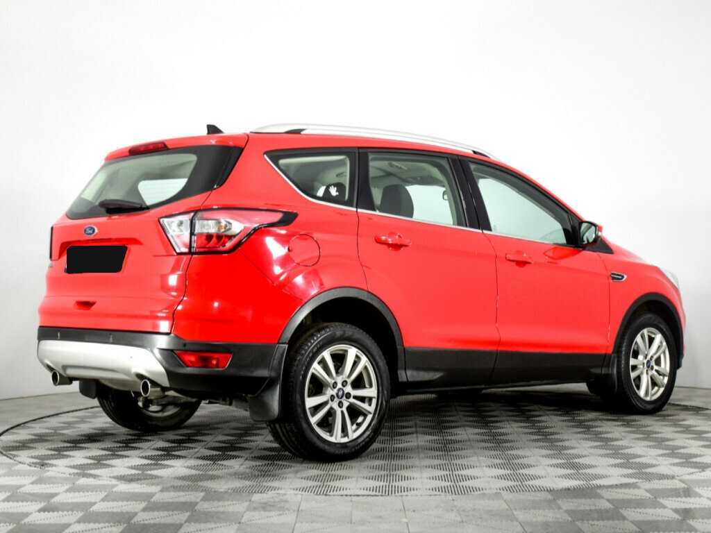 Ford Kuga с пробегом — 2017 год. Фото: #3