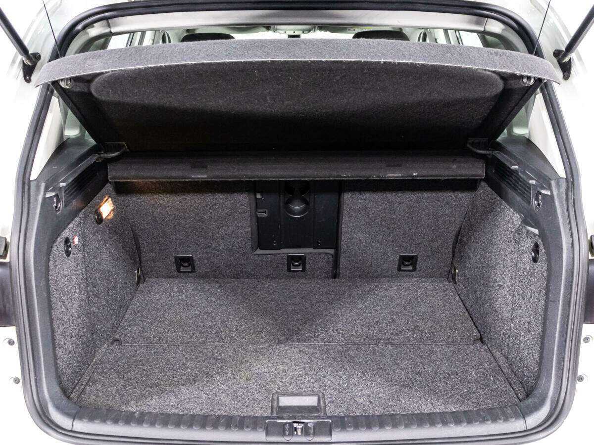 Volkswagen Tiguan с пробегом — 2015 год. Фото: #14