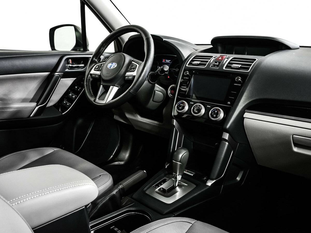 Subaru Forester с пробегом — 2017 год. Фото: #8