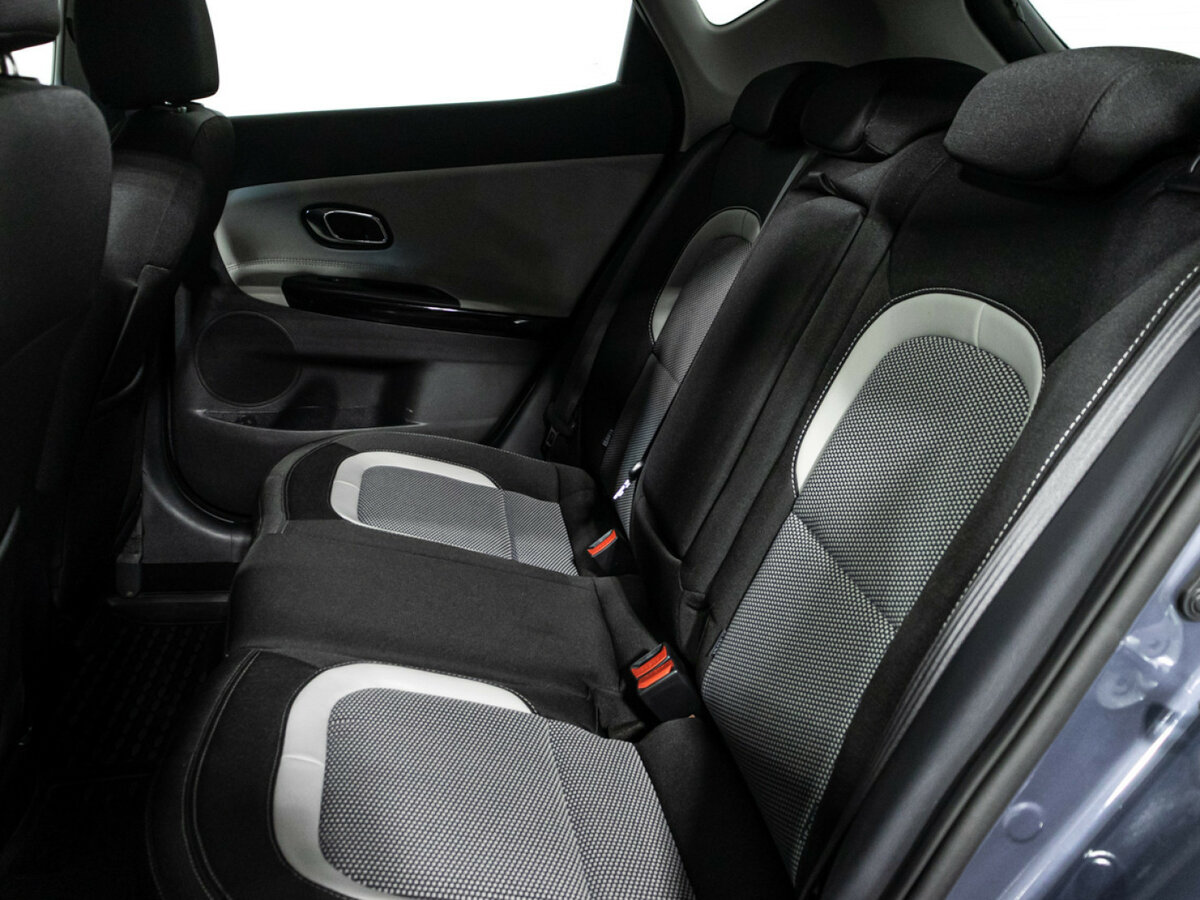 Kia Ceed с пробегом — 2015 год. Фото: #9