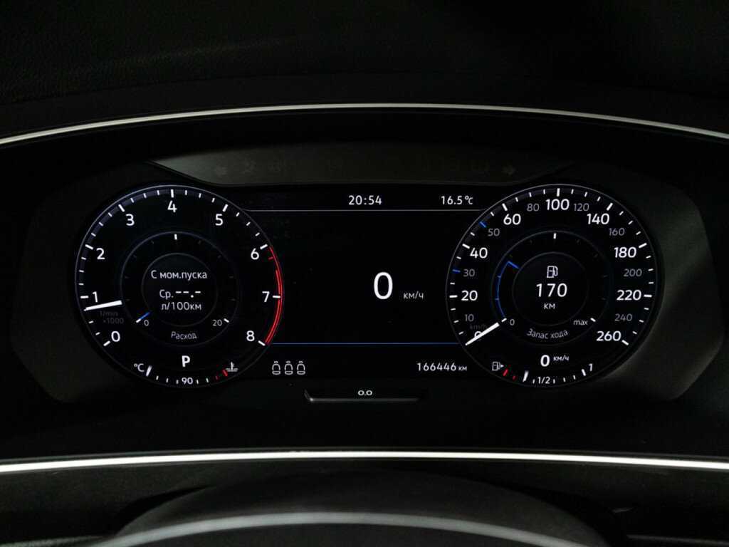 Volkswagen Tiguan с пробегом — 2018 год. Фото: #11