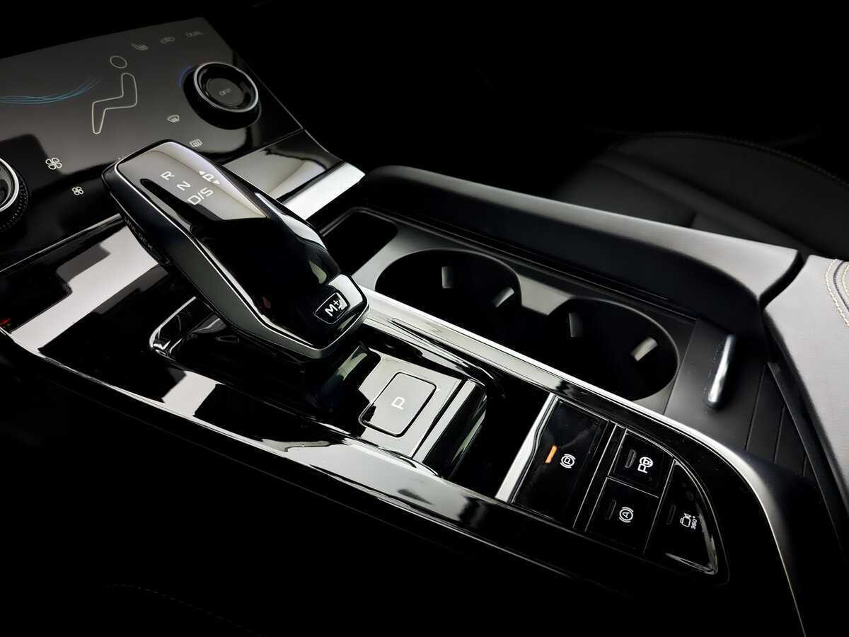 FAW Bestune B70 с пробегом — 2023 год. Фото: #24