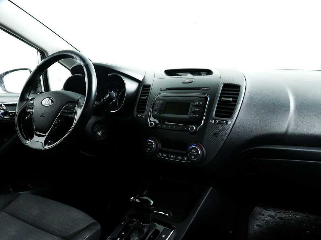 Kia Cerato с пробегом — 2018 год. Фото: #8