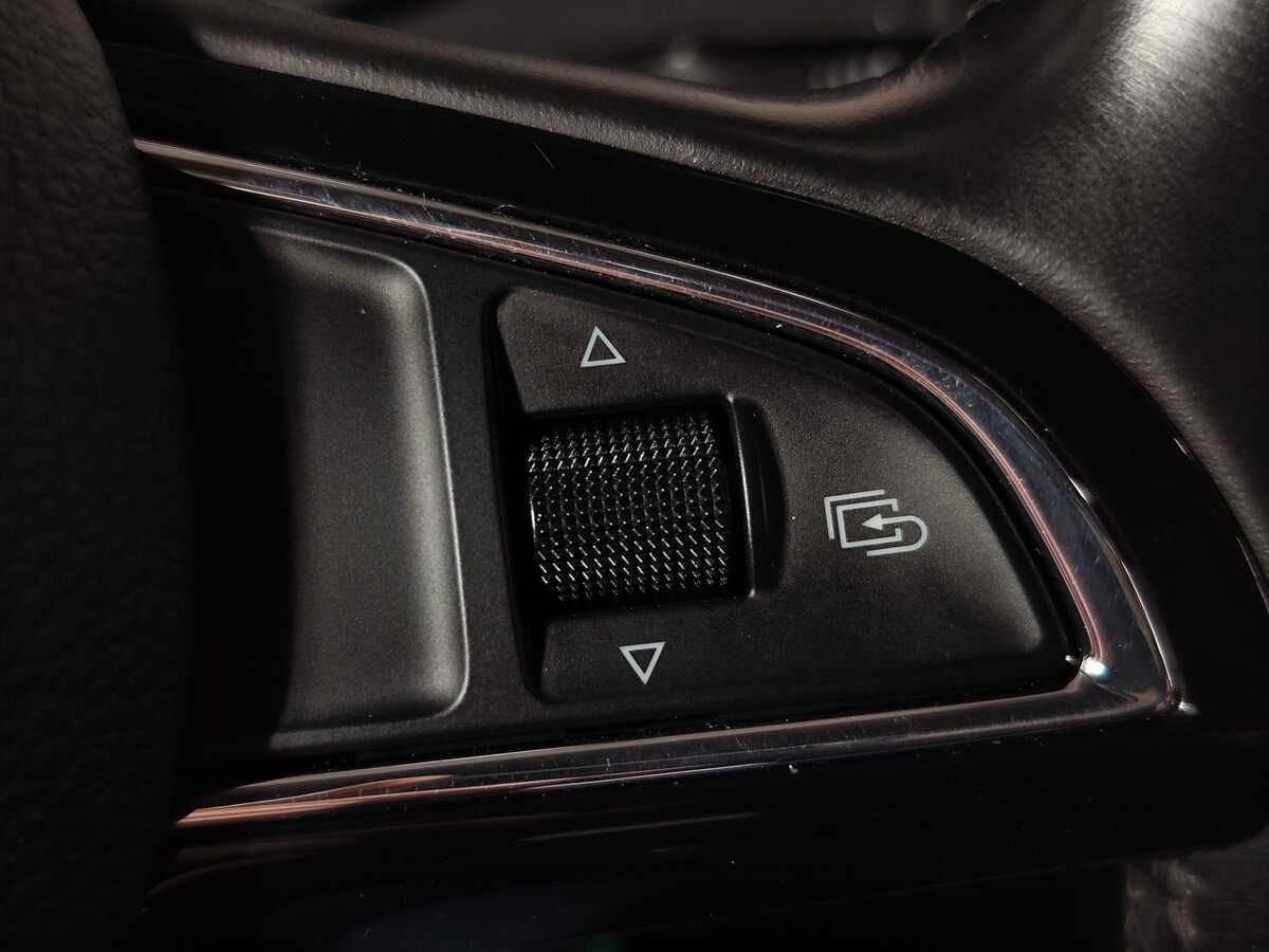 Skoda Octavia с пробегом — 2014 год. Фото: #10