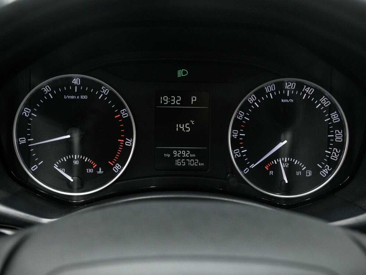 Skoda Octavia с пробегом — 2012 год. Фото: #18