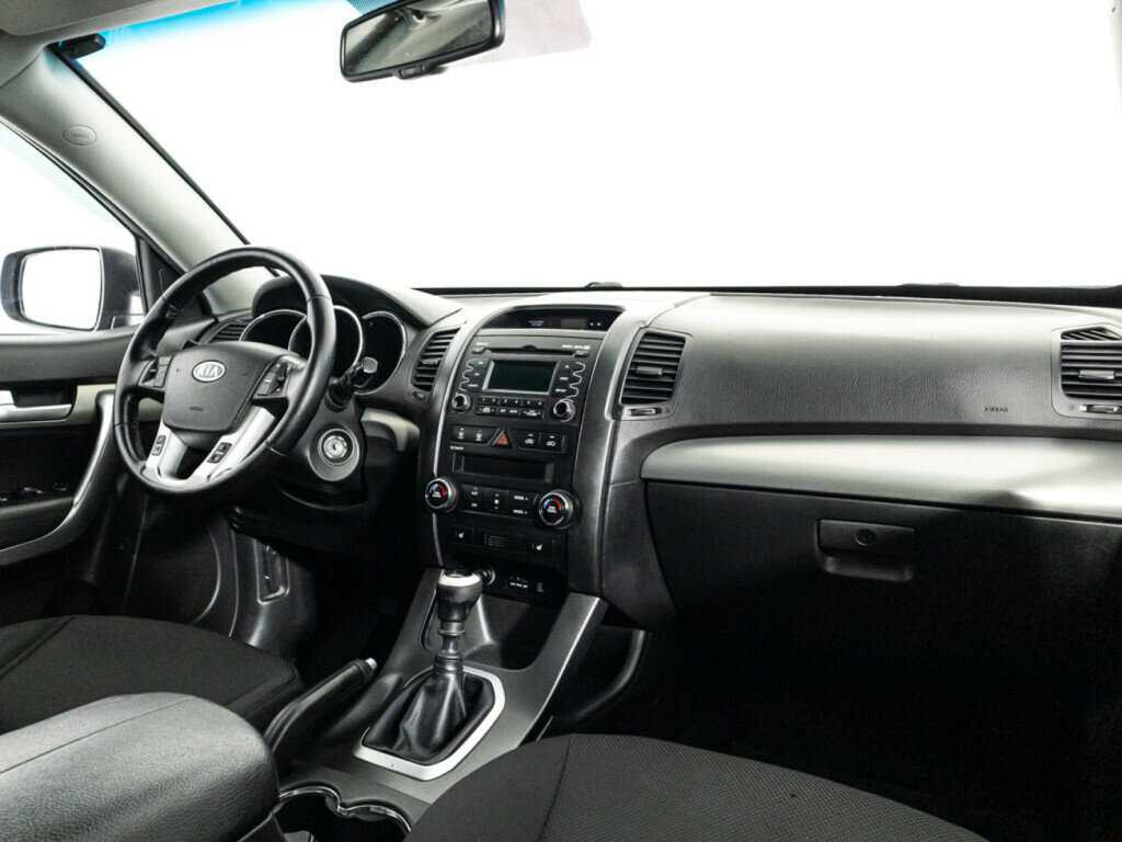 Kia Sorento с пробегом — 2012 год. Фото: #8