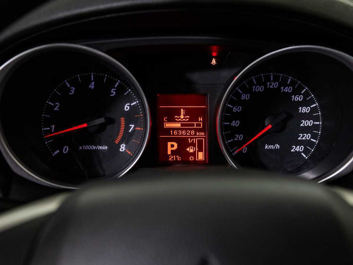 Mitsubishi ASX с пробегом — 2015 год. Фото: #10