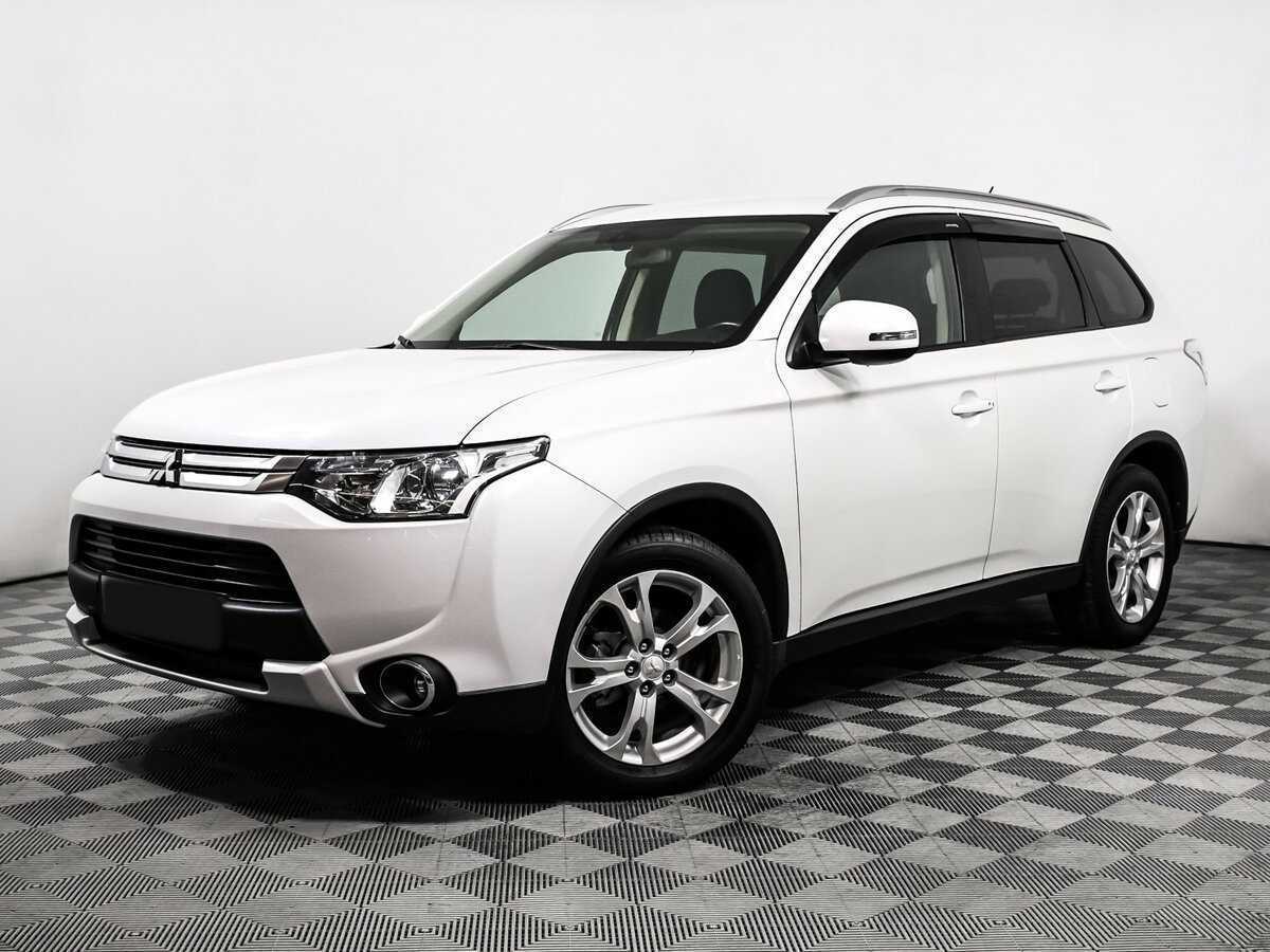 Mitsubishi Outlander с пробегом — 2014 год. Посмотреть фото