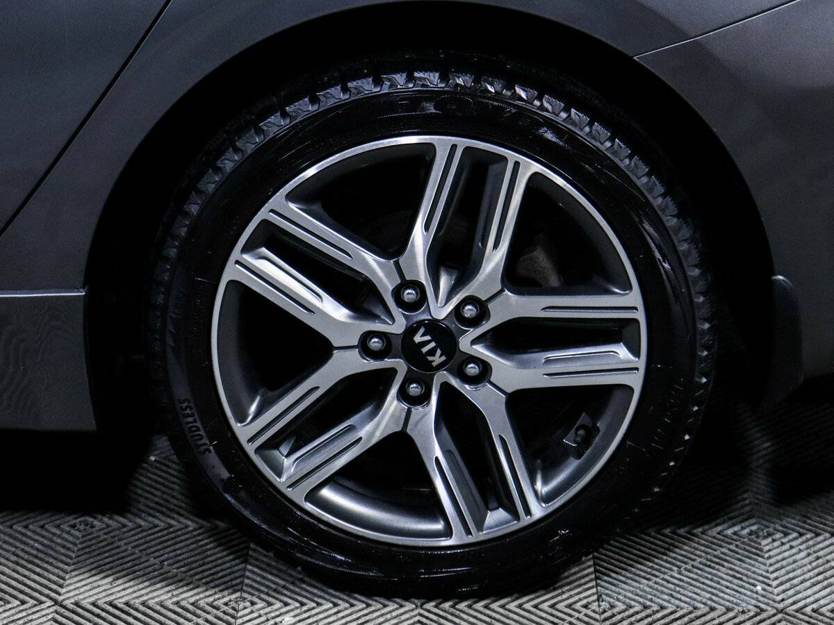 Kia Cerato с пробегом — 2020 год. Фото: #11