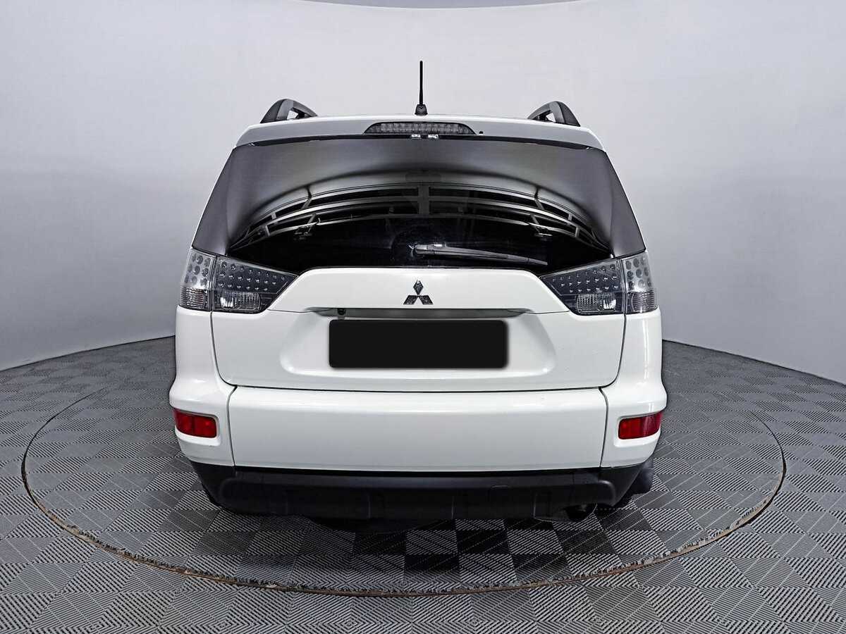 Mitsubishi Outlander с пробегом — 2012 год. Фото: #5