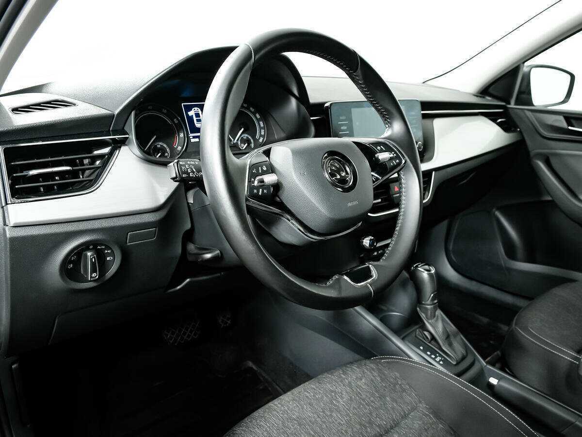 Skoda Rapid с пробегом — 2020 год. Фото: #12