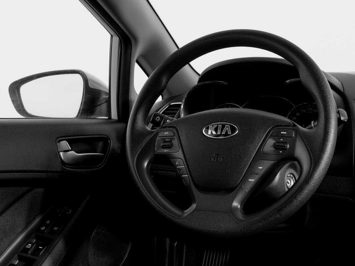 Kia Cerato с пробегом — 2019 год. Фото: #13