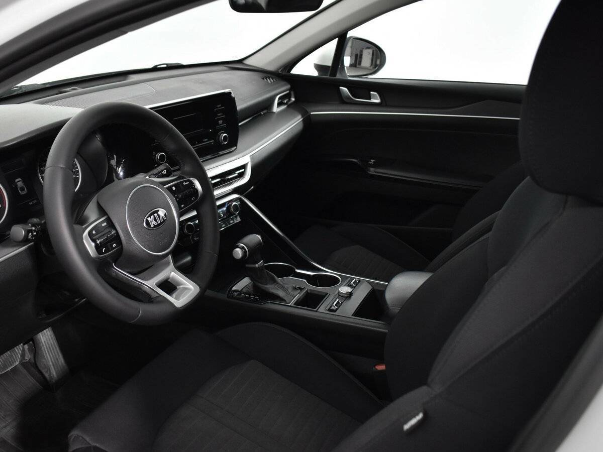 Kia K5 с пробегом — 2021 год. Фото: #8