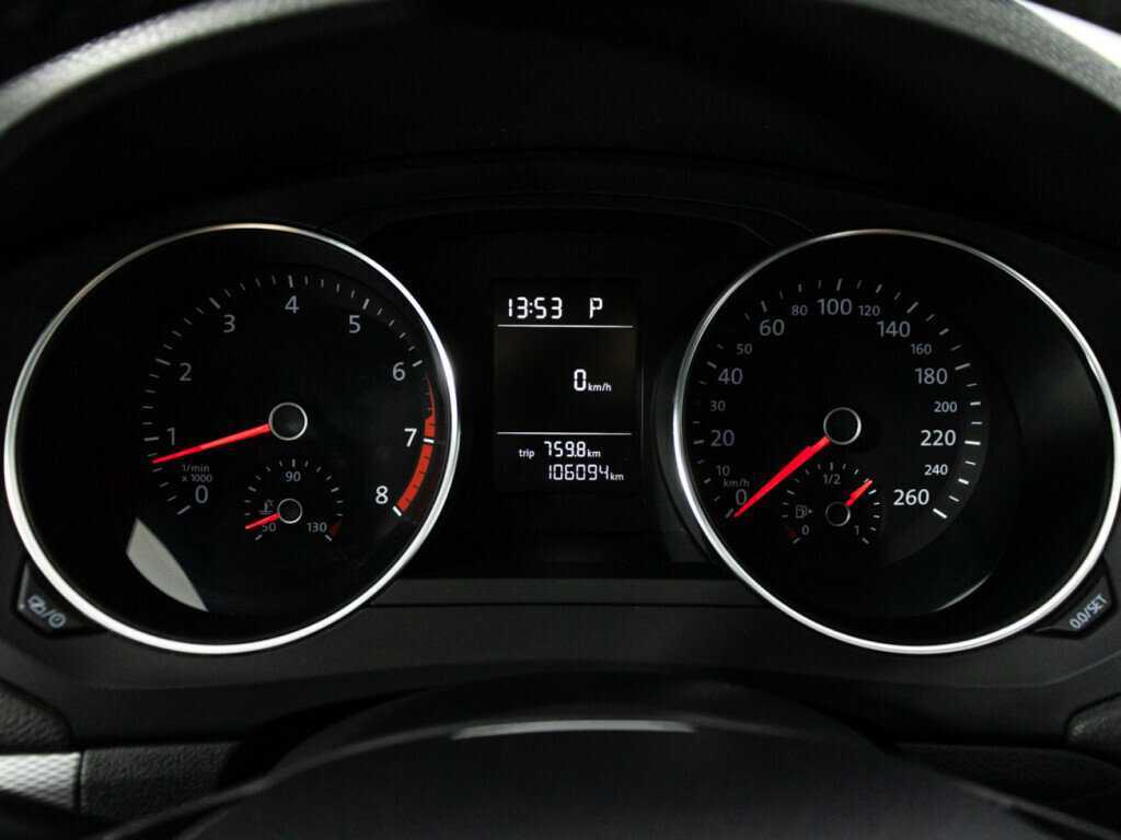 Volkswagen Jetta с пробегом — 2016 год. Фото: #11