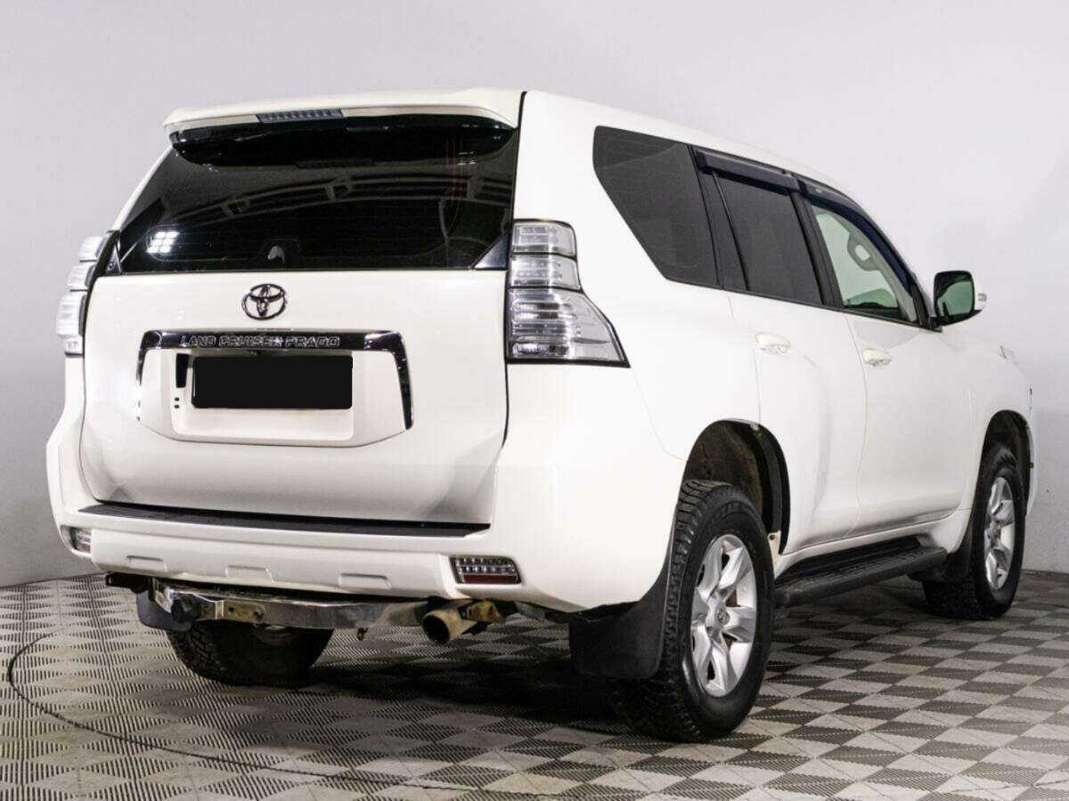 Toyota Land Cruiser Prado с пробегом — 2012 год. Фото: #4