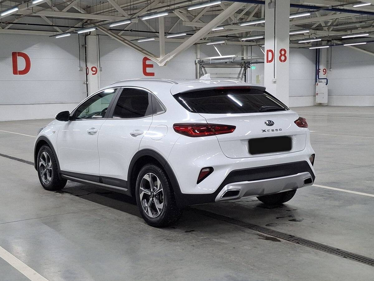 Kia XCeed с пробегом — 2020 год. Фото: #6