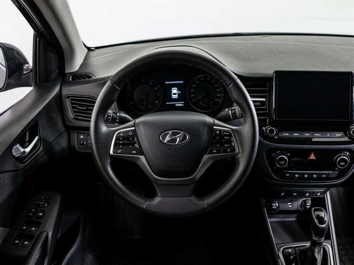 Hyundai Solaris с пробегом — 2021 год. Фото: #13