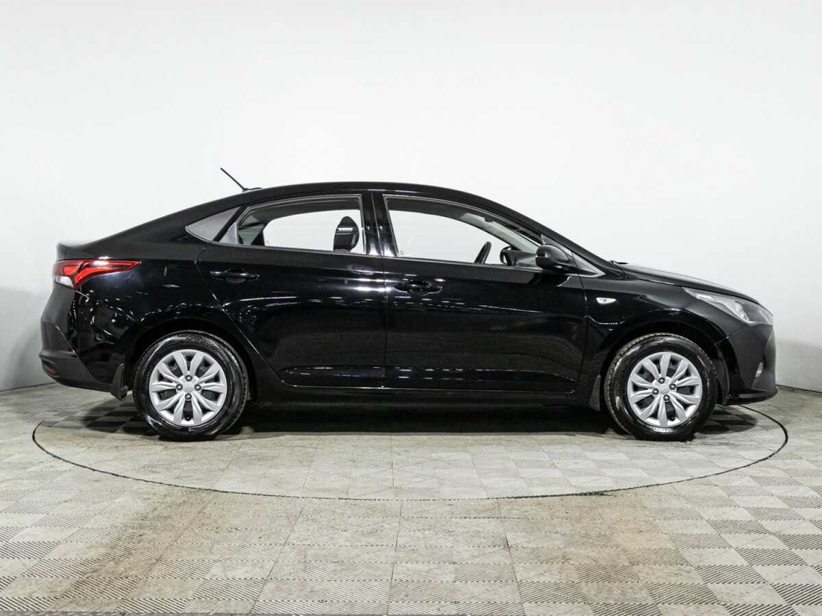 Hyundai Solaris с пробегом — 2020 год. Фото: #3