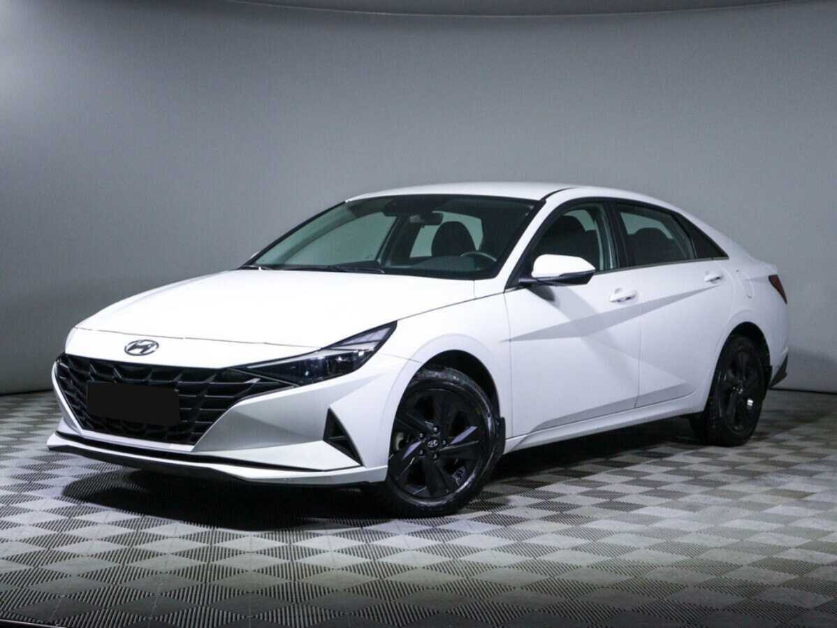 Hyundai Elantra с пробегом — 2021 год. Посмотреть фото