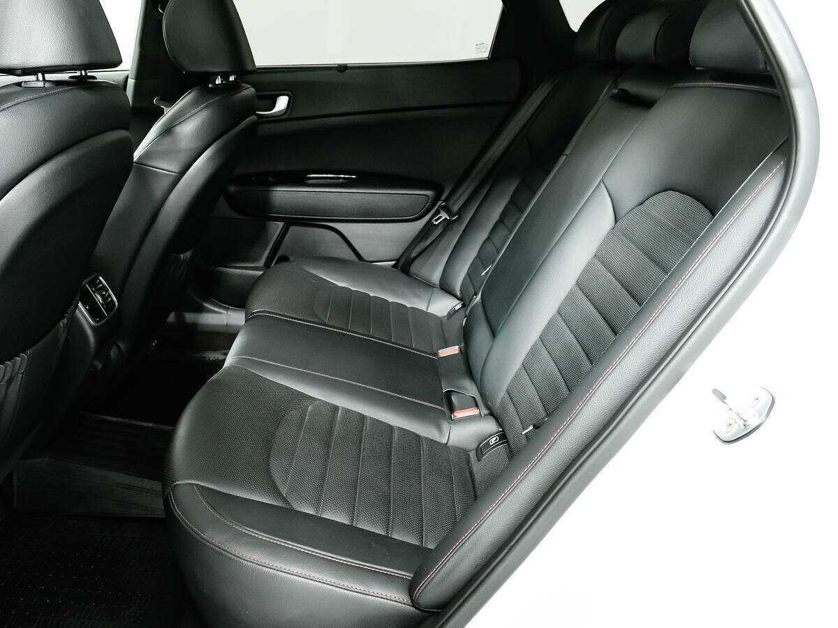 Kia Optima с пробегом — 2018 год. Фото: #11