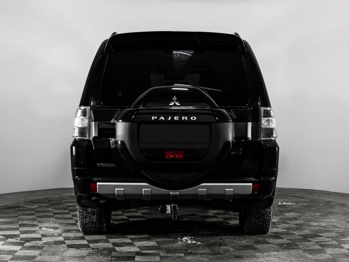 Mitsubishi Pajero с пробегом — 2014 год. Фото: #4