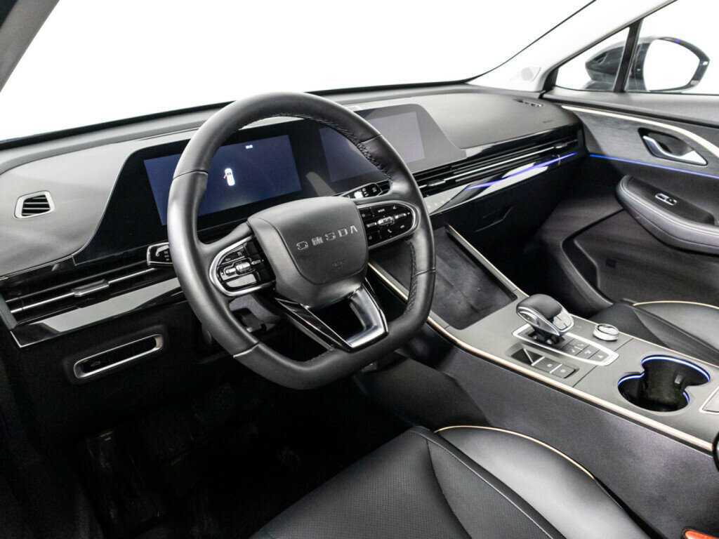 OMODA C5 с пробегом — 2023 год. Фото: #10