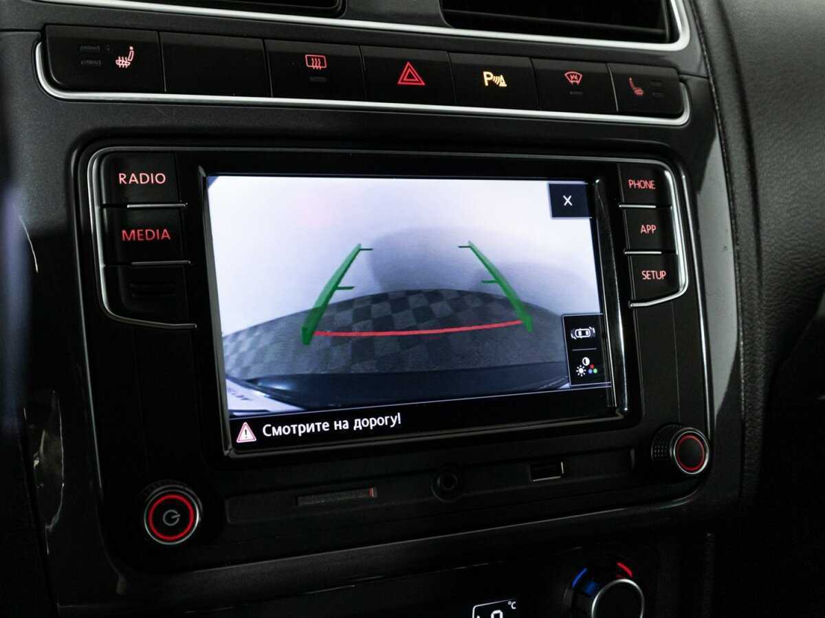 Volkswagen Polo с пробегом — 2018 год. Фото: #15