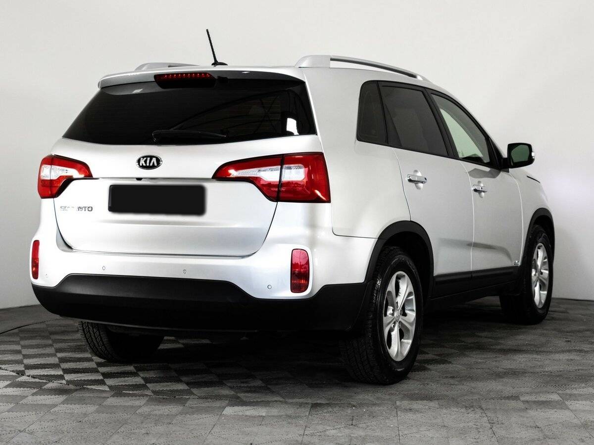 Kia Sorento с пробегом — 2014 год. Фото: #3