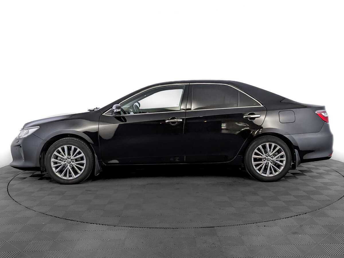 Toyota Camry с пробегом — 2016 год. Фото: #7