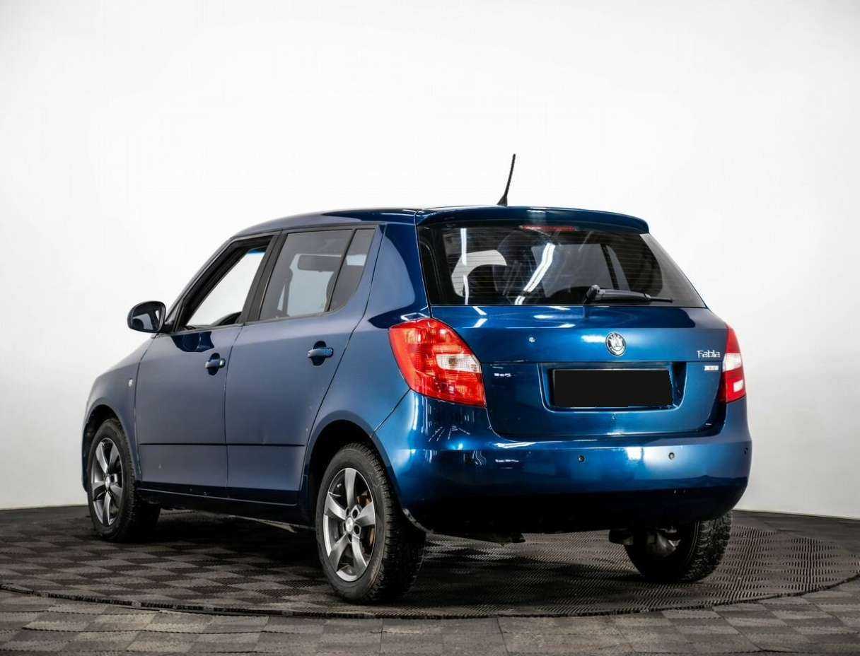 Skoda Fabia с пробегом — 2012 год. Фото: #3