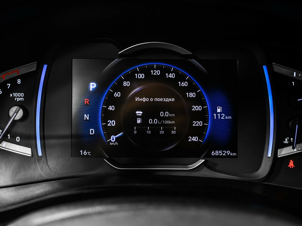 Hyundai Creta с пробегом — 2022 год. Фото: #9