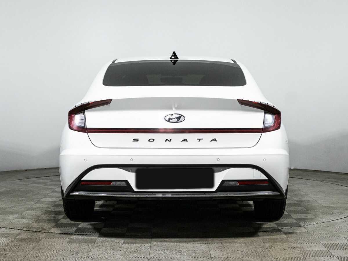 Hyundai Sonata с пробегом — 2021 год. Фото: #5