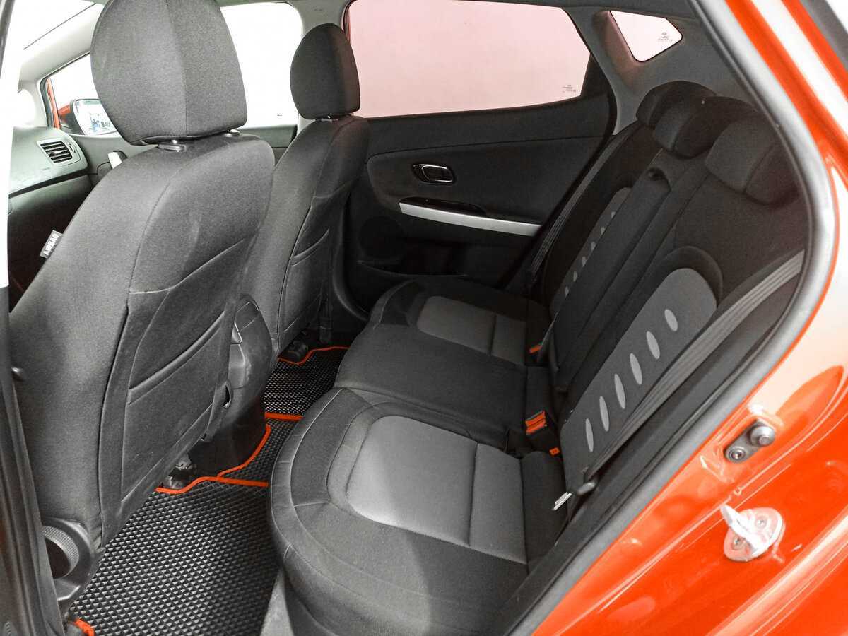 Kia Ceed с пробегом — 2015 год. Фото: #11