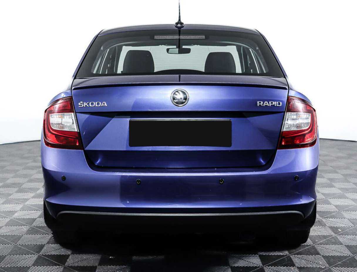 Skoda Rapid с пробегом — 2017 год. Фото: #5