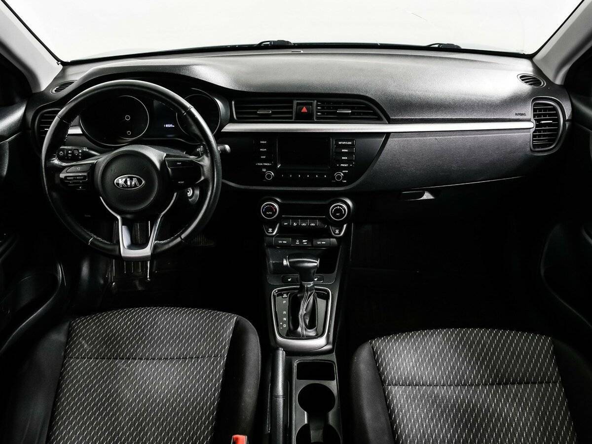 Kia Rio с пробегом — 2019 год. Фото: #10