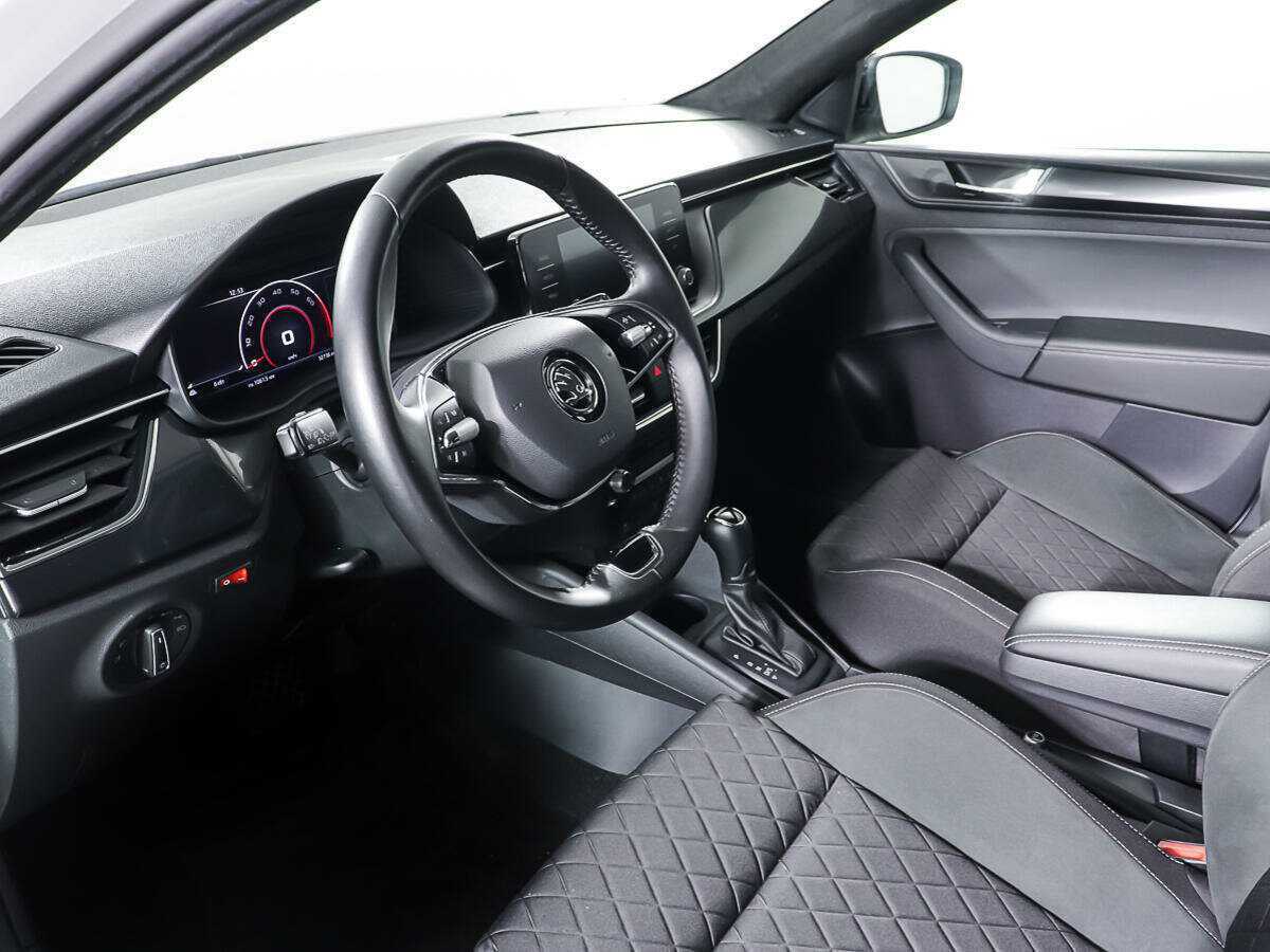Skoda Rapid с пробегом — 2021 год. Фото: #11