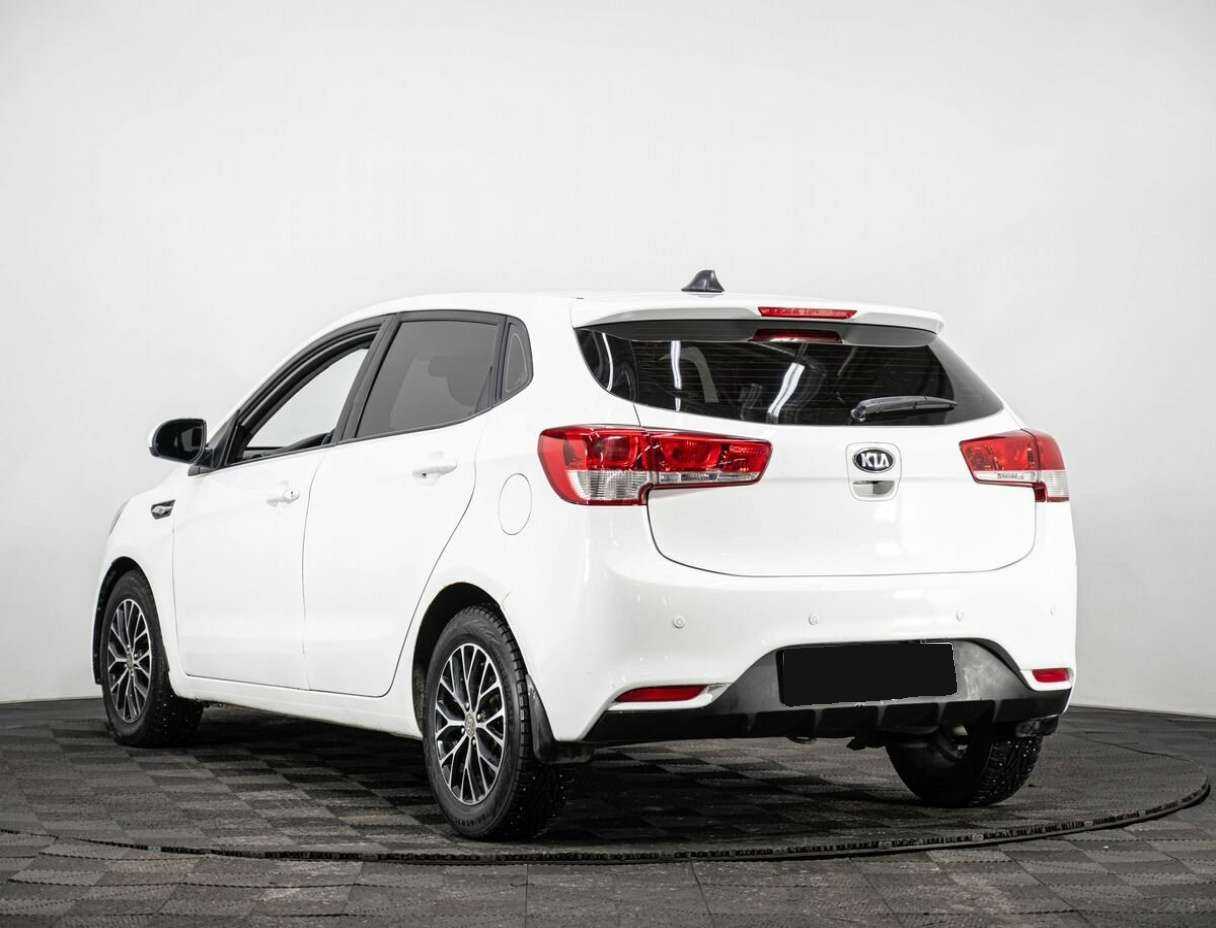 Kia Rio с пробегом — 2017 год. Фото: #3