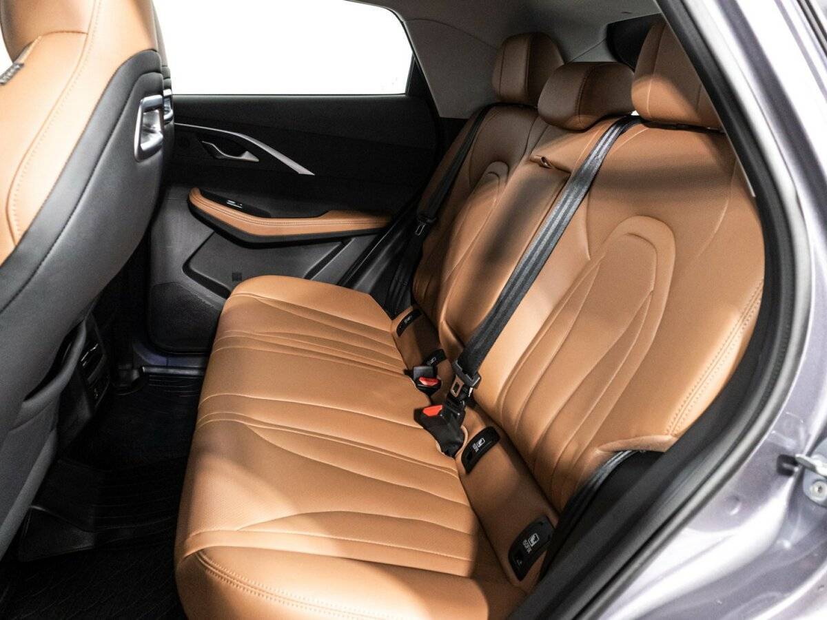 OMODA C5 с пробегом — 2023 год. Фото: #9